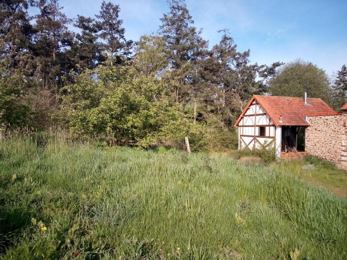 Bed and Breakfast Le Chevalier Des Marettes Airel Exterior foto