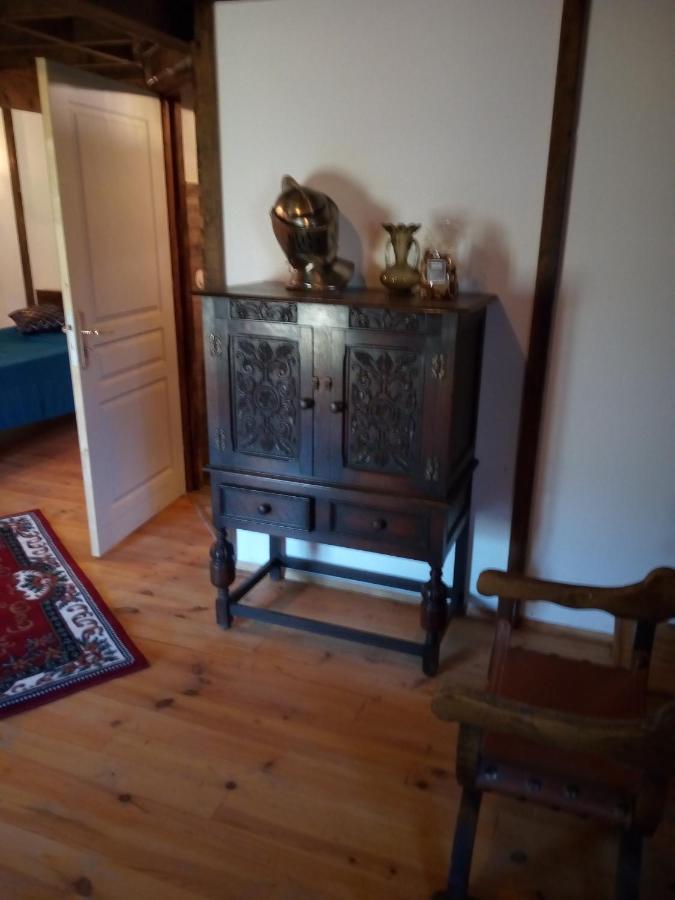 Bed and Breakfast Le Chevalier Des Marettes Airel Exterior foto
