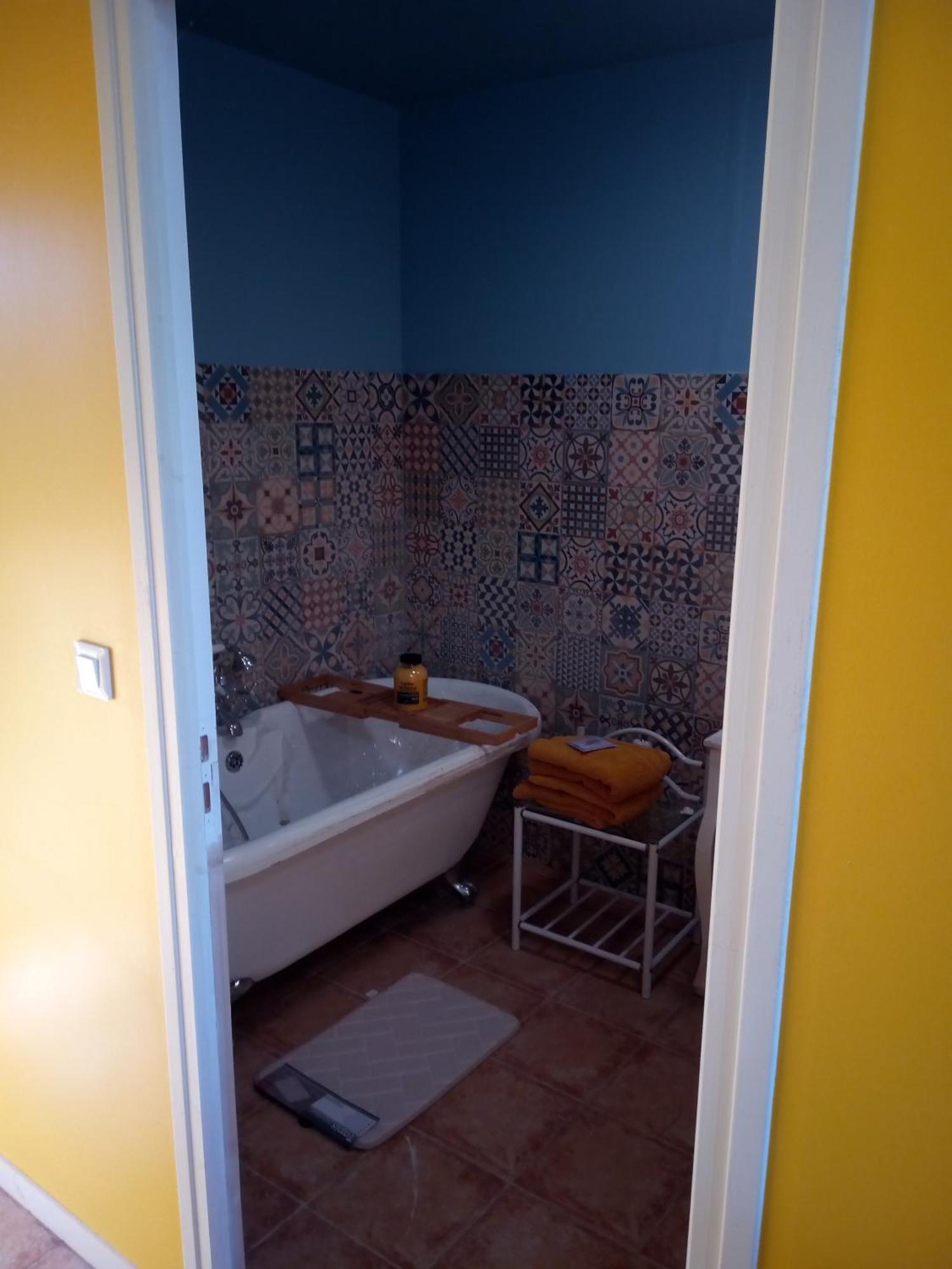 Bed and Breakfast Le Chevalier Des Marettes Airel Exterior foto